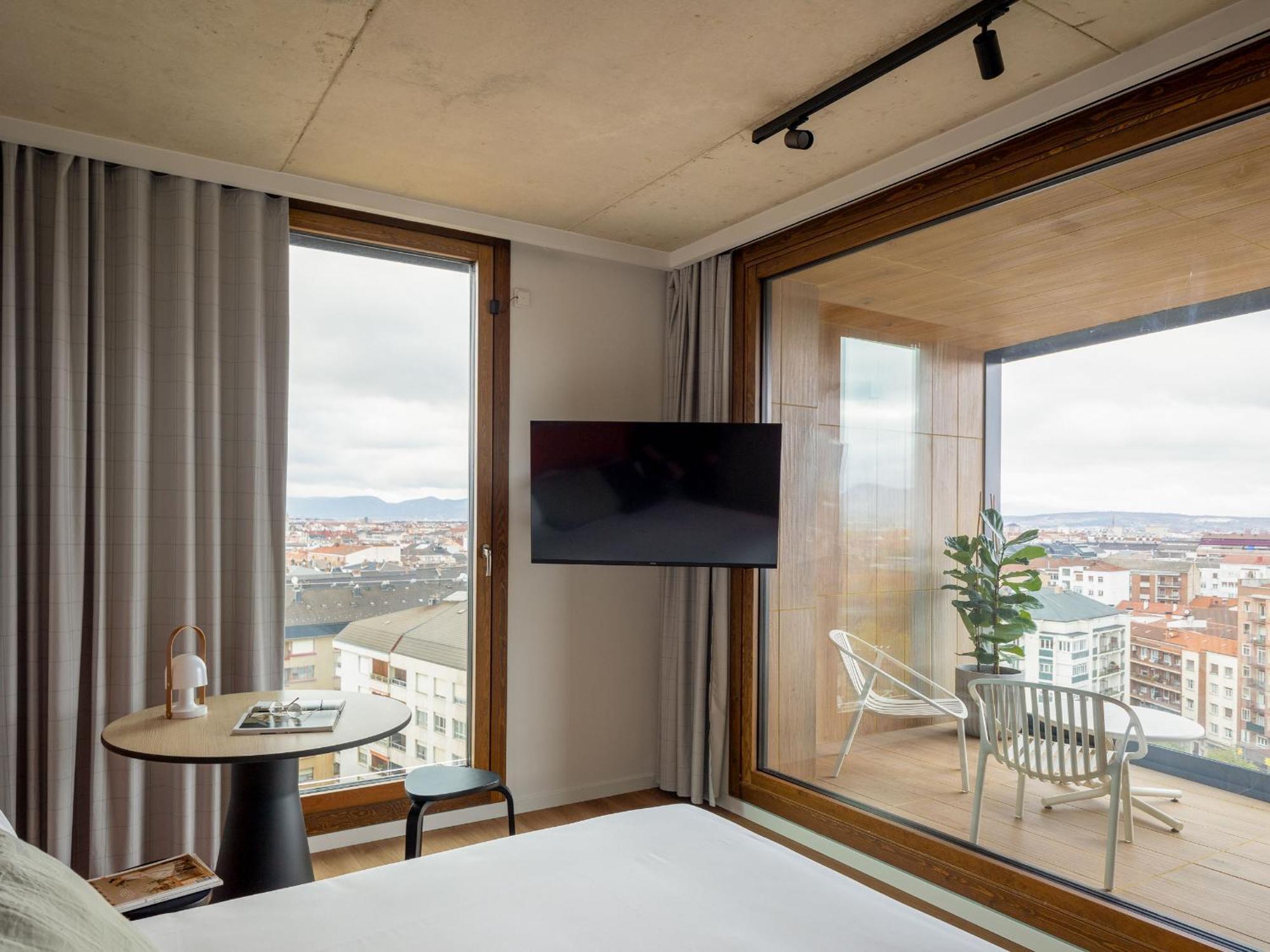 Kora Green City - Aparthotel Passivhaus Витория-Гастейс Стая снимка
